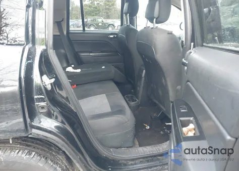 2016 Jeep Compass Sport из США, поврежденный, VIN 1C4NJDBB1GD521594